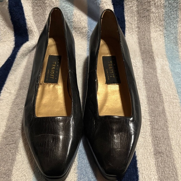 New York Transit Shoes - New York Transit Women's Classic Black Loafers